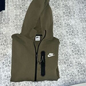 Women's Nike Tech Sweater